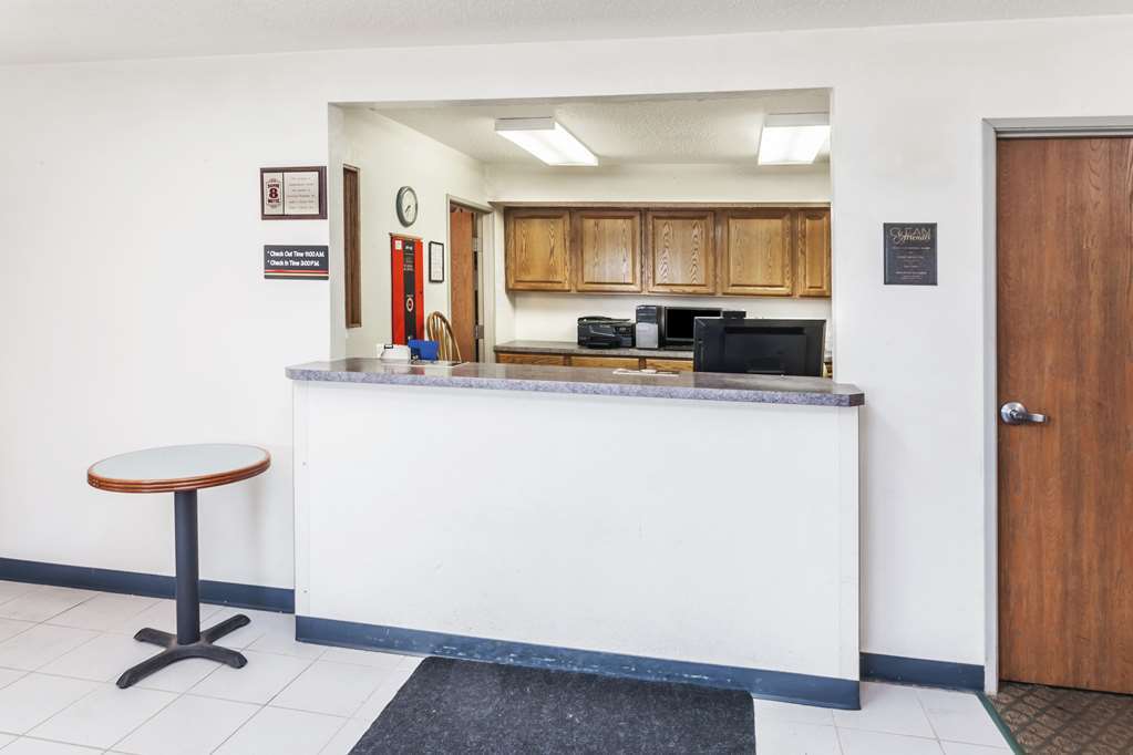 Super 8 By Wyndham Hebron Lowell Area Interior photo